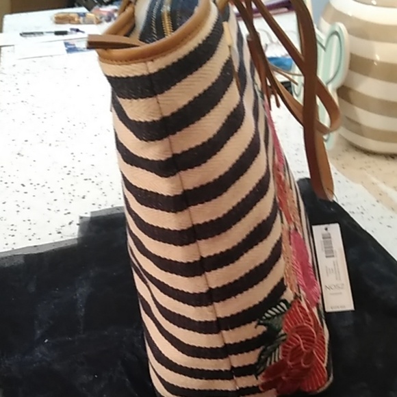 Chico's purse - Picture 5 of 5